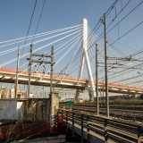 Via Nazariantz si conclude con il sottopasso che porta in via Bruno Buozzi, sul quale sfrecciano i treni del Nord Barese